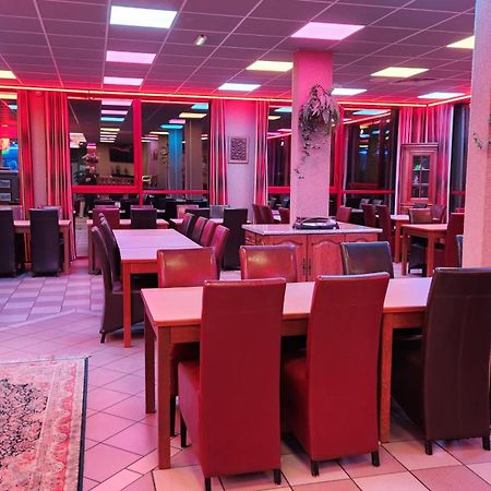 Hotel Siatel Besancon Chateaufarine エクステリア 写真