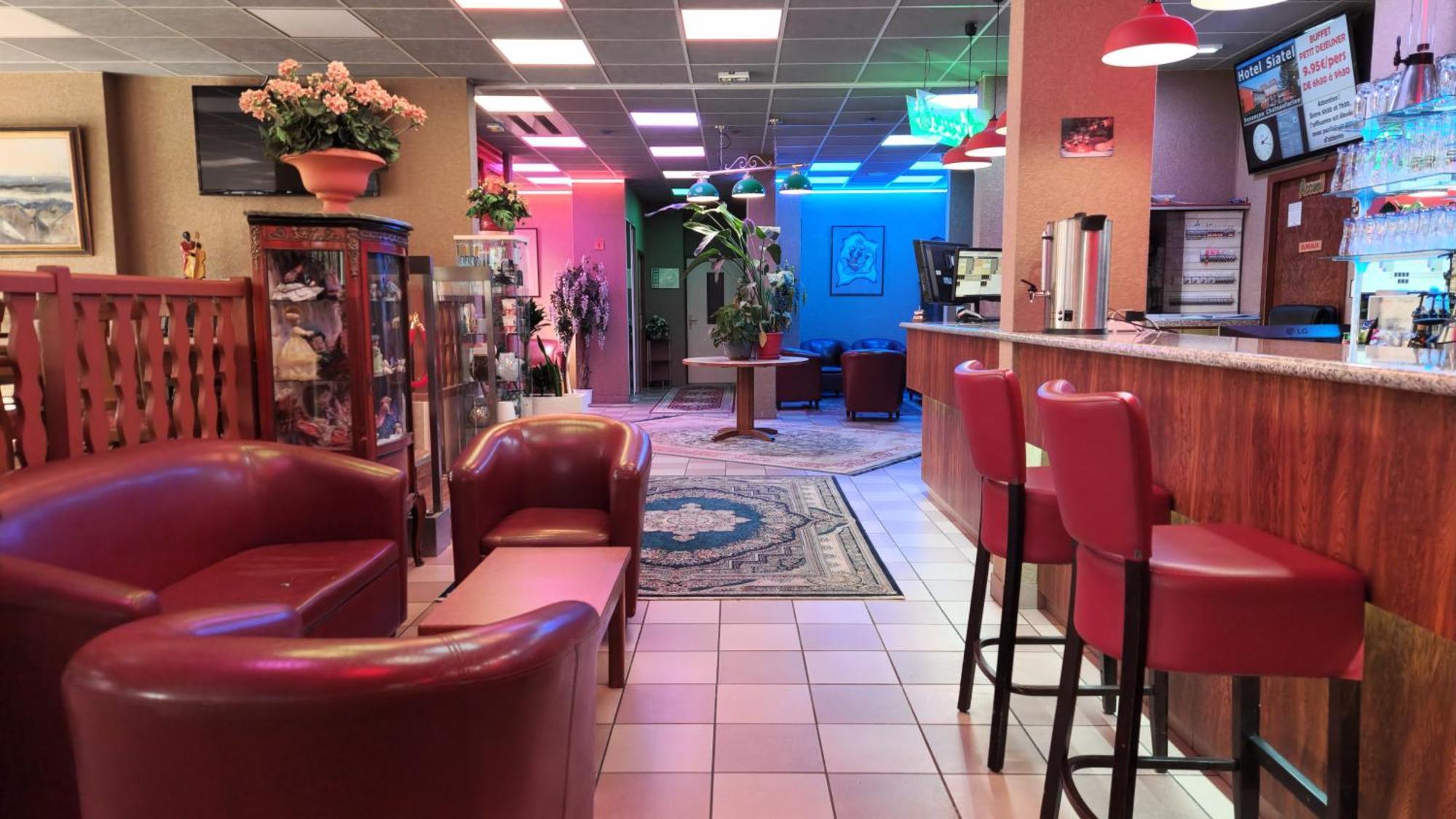 Hotel Siatel Besancon Chateaufarine エクステリア 写真
