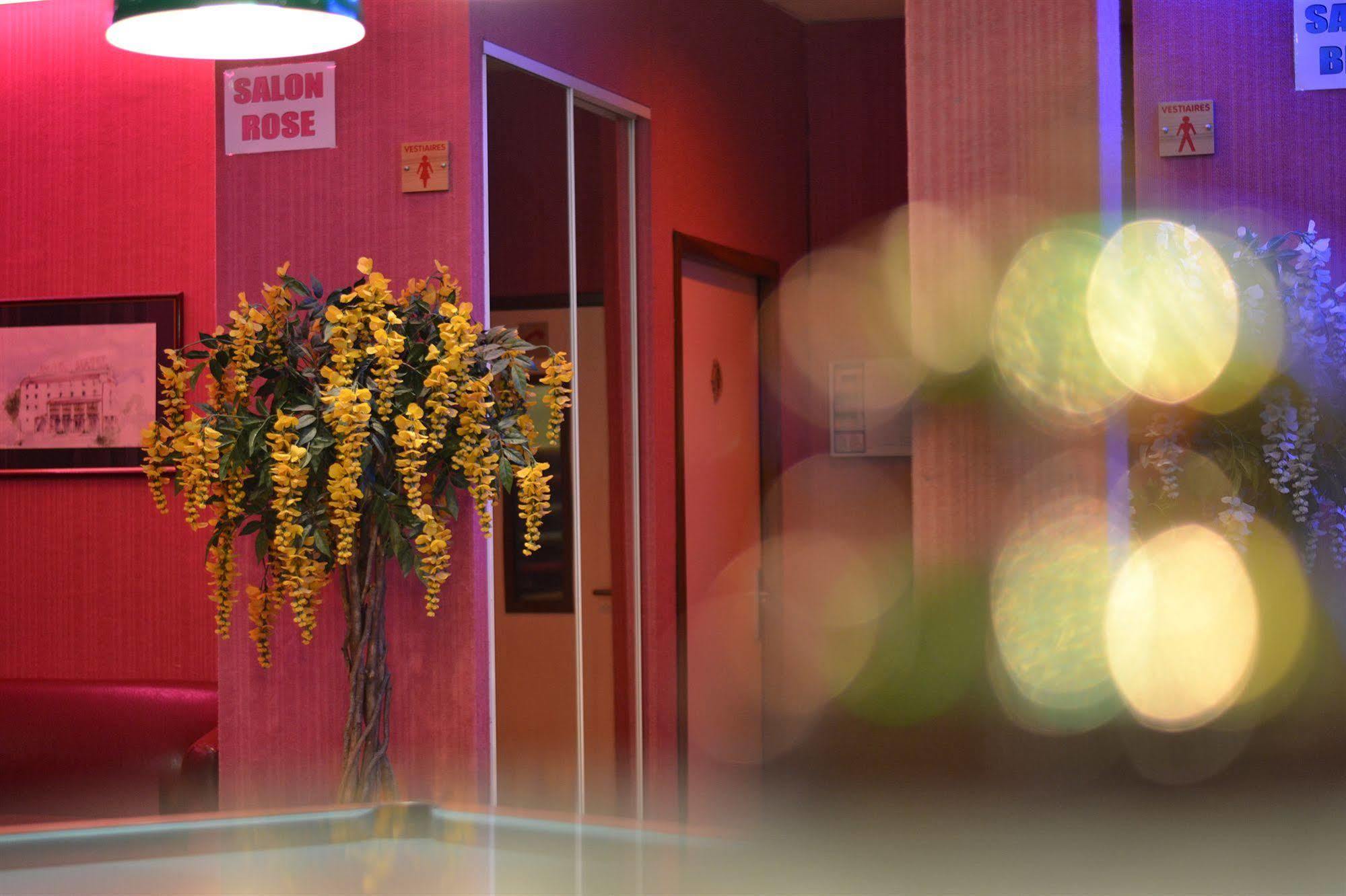 Hotel Siatel Besancon Chateaufarine エクステリア 写真